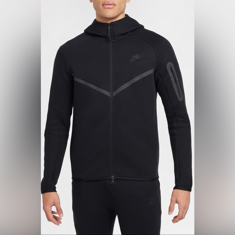 NWT Nike Tech Windrunner Zip up Black Hoodie